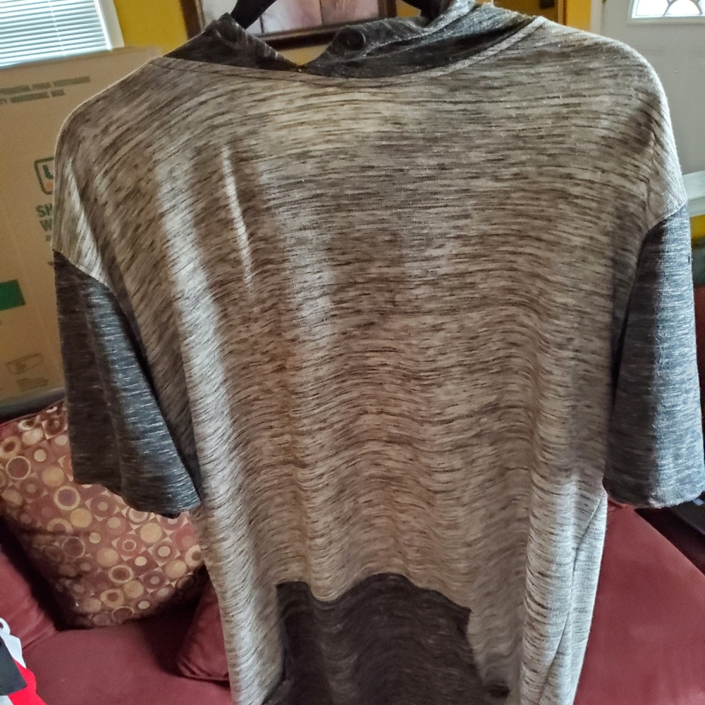 Gray hoodie shirt